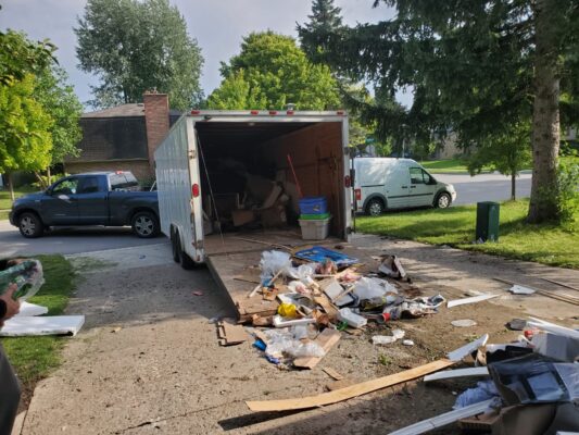 junk removal london ontario truck triple home service